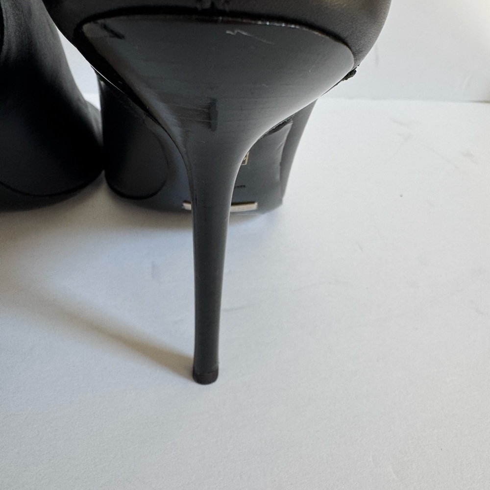 Burberry Black and Gold Heeled Boots - Picture 8 of 15